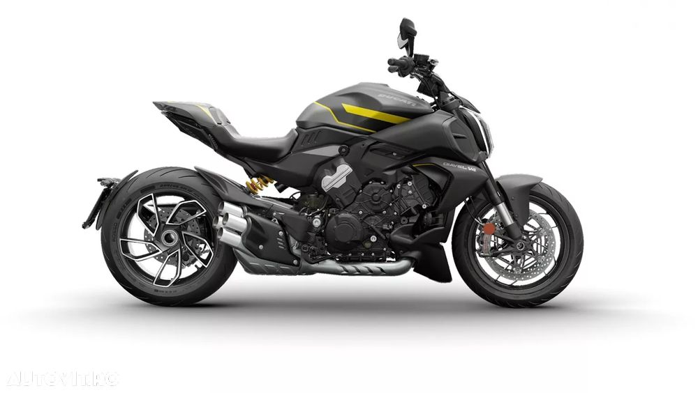 Ducati Diavel - 1