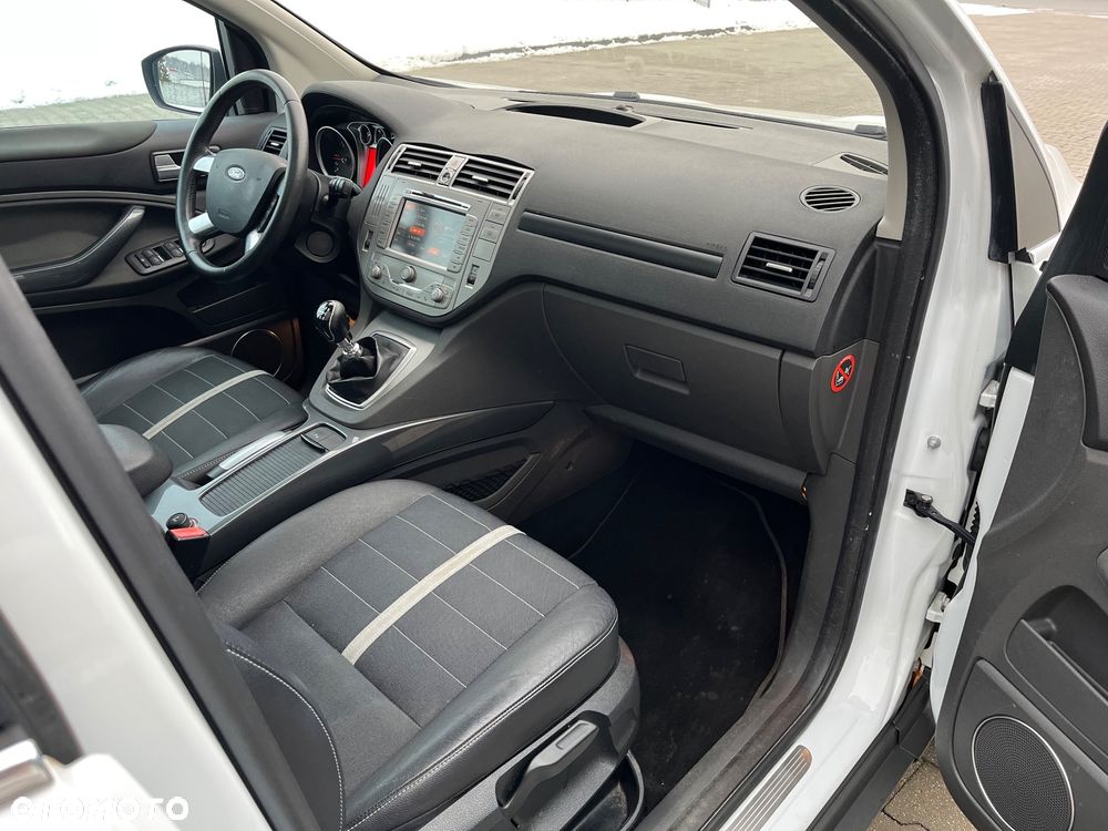 Ford Kuga 2.0 TDCi 4x4 Titanium - 7