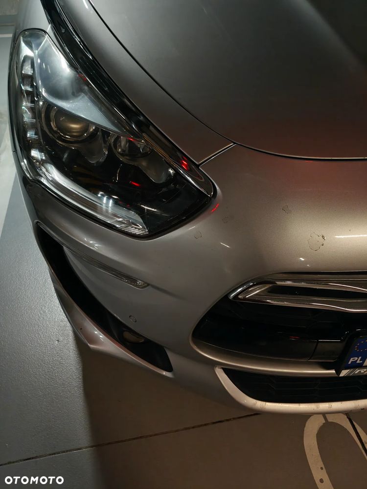Citroën DS5 1.6 e-HDi Chic MCP - 13