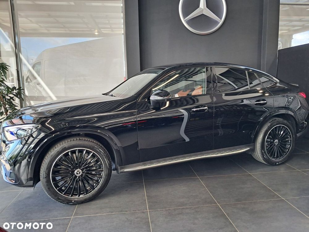 Mercedes-Benz GLC - 14