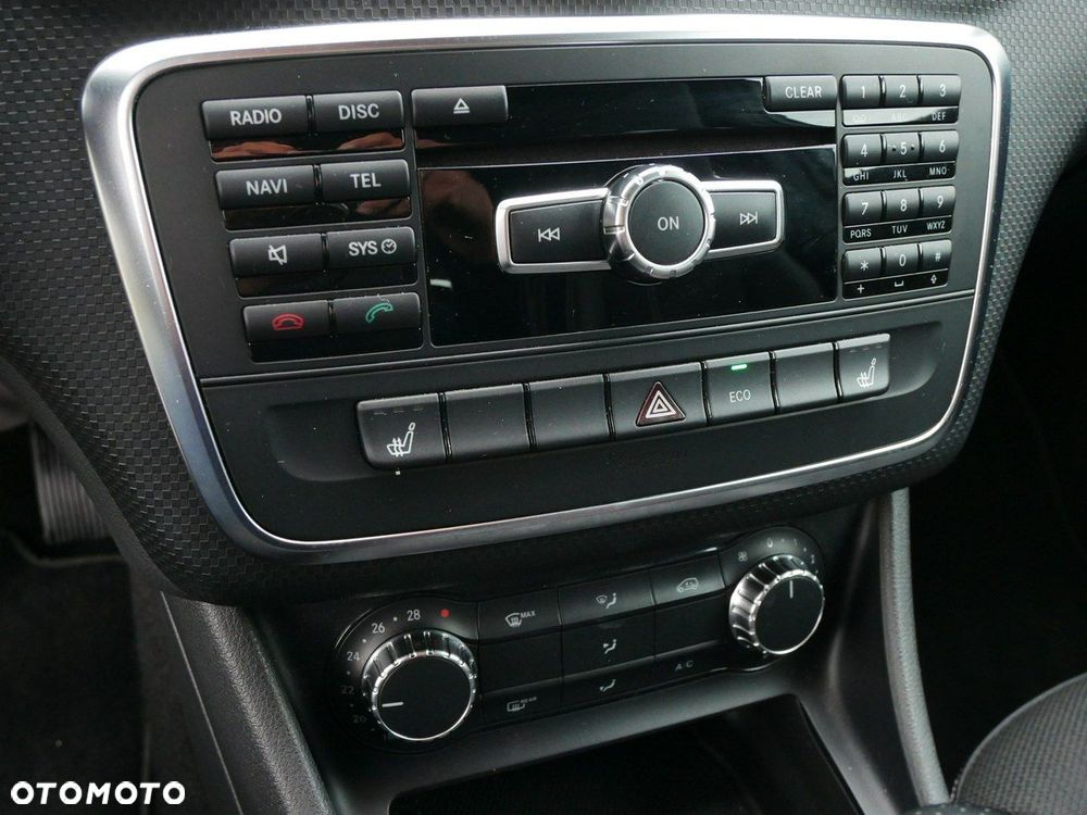 Mercedes-Benz Klasa A 180 (BlueEFFICIENCY) - 19