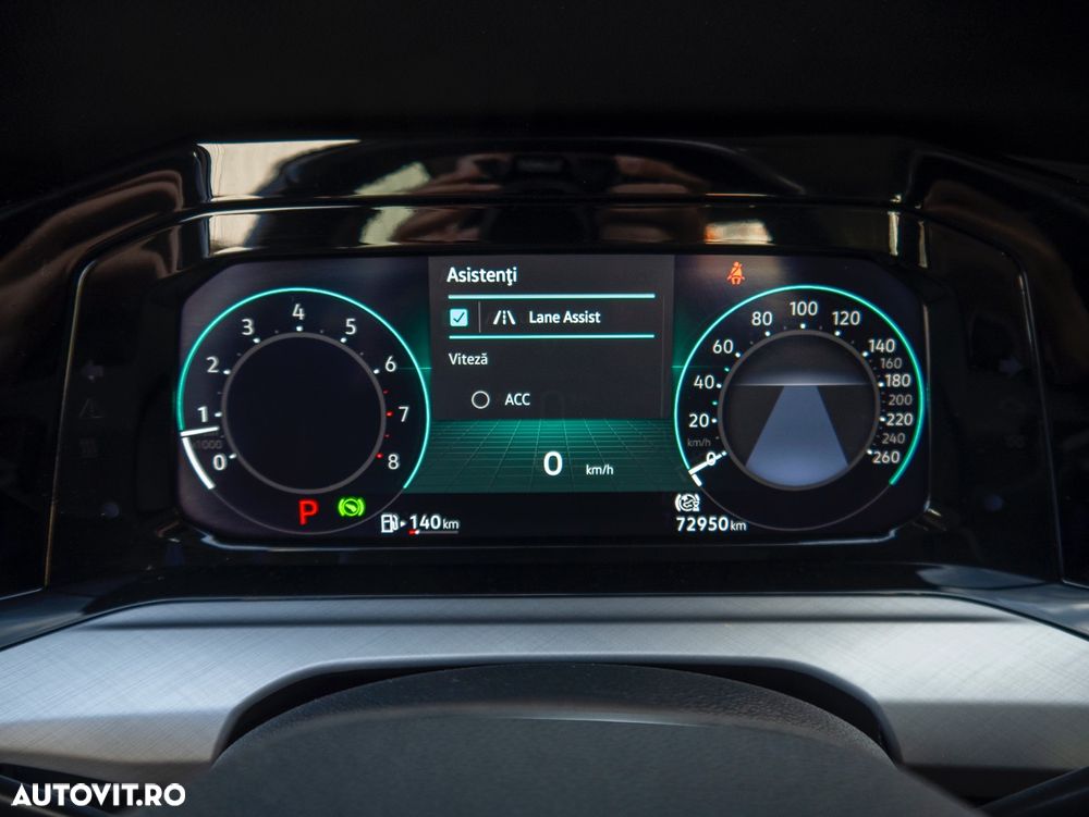 Volkswagen Golf 1.5 eTSI ACT DSG MHEV Style - 9