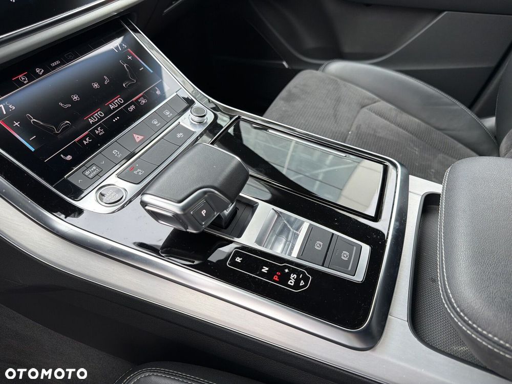 Audi Q7 - 26
