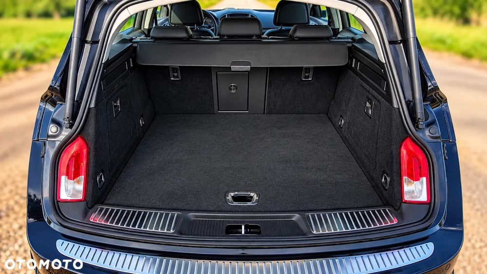 Opel Insignia - 15