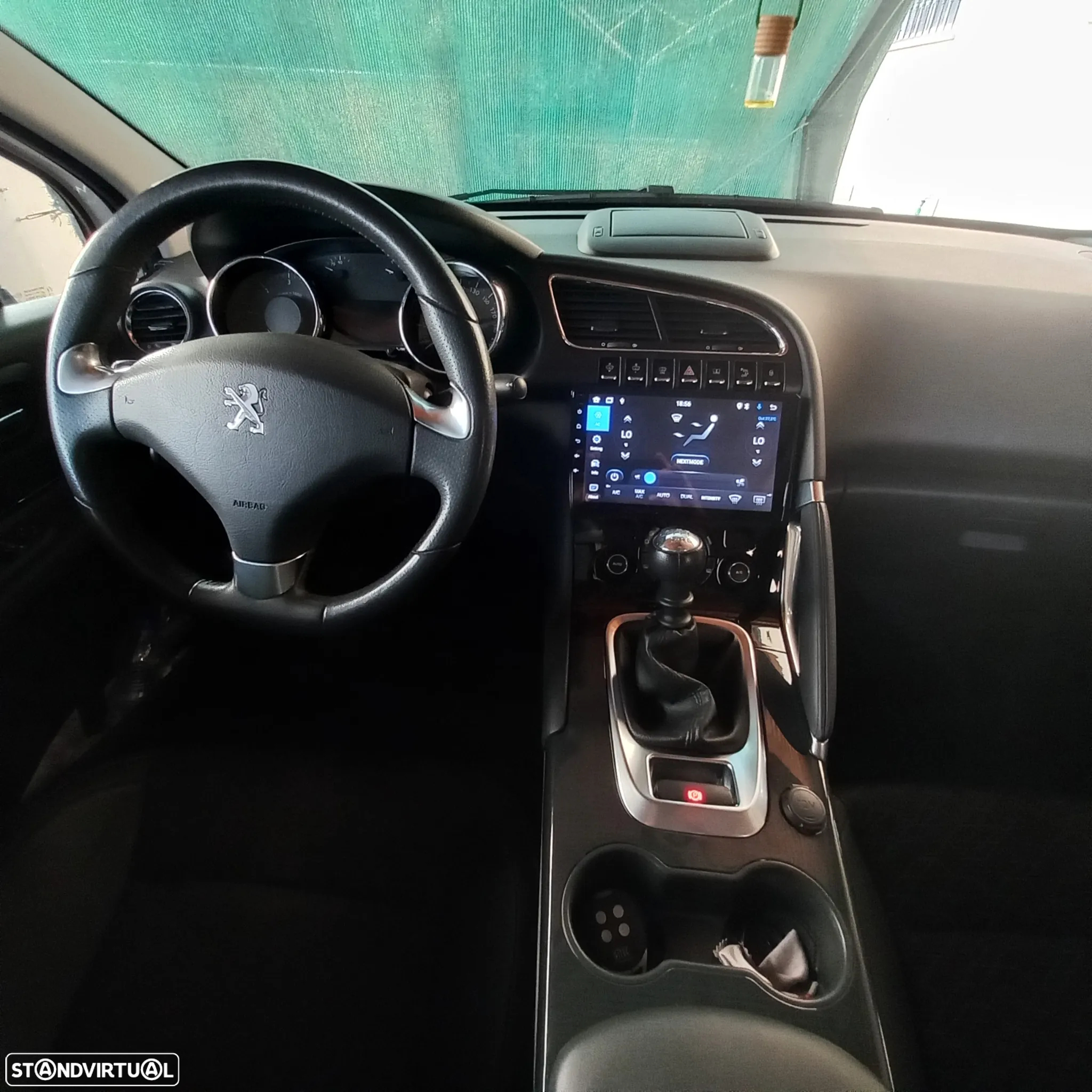 Peugeot 3008 HDi 115 Allure - 10