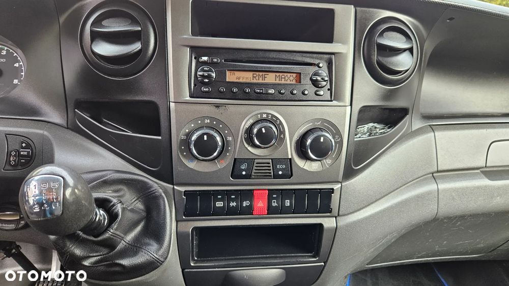 Iveco DAILY 35S17 3.0 HPI 170 KM KLIMA HDS  L1 H1 HAK 3500 KG - 16