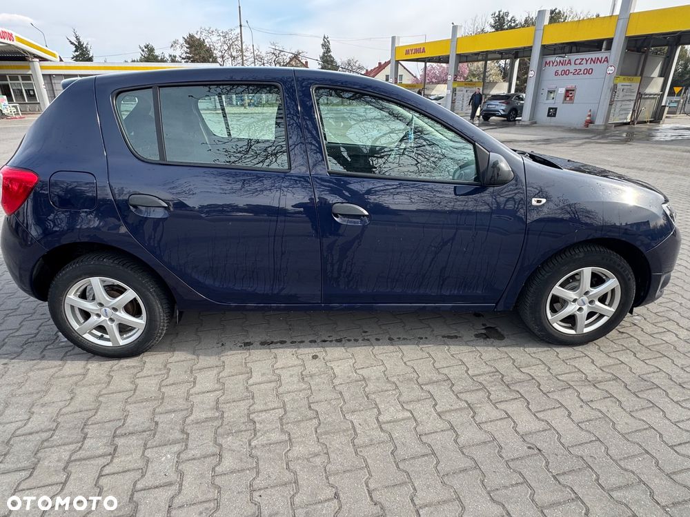 Dacia Sandero 1.2 16V 75 Essentiel - 6