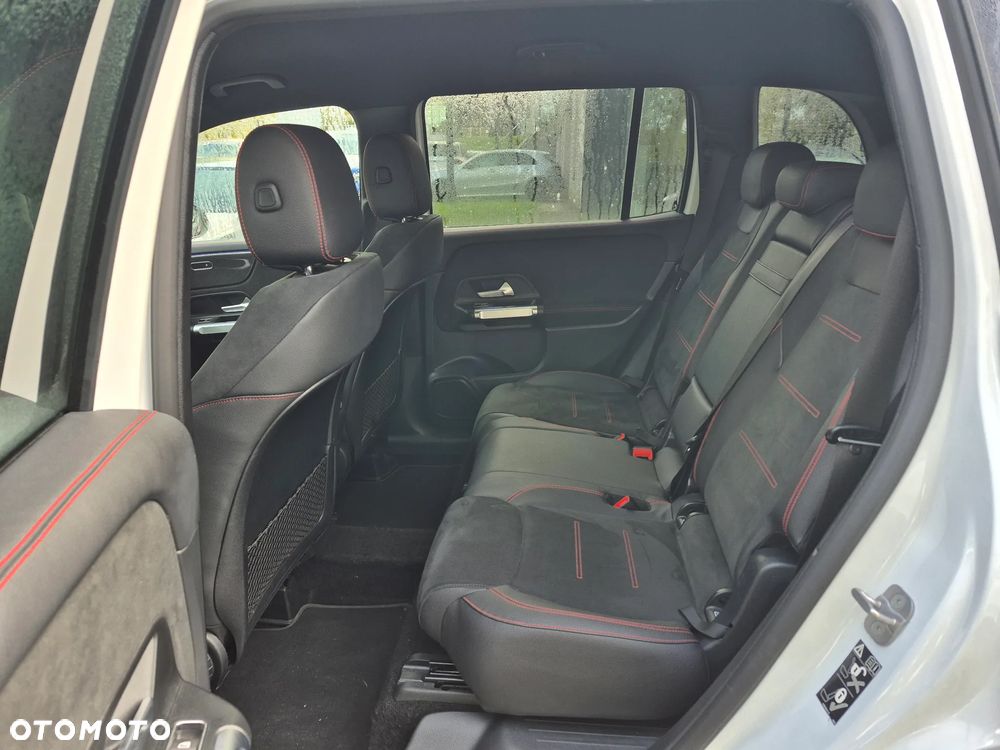 Mercedes-Benz GLB 200 AMG Line 7G-DCT - 23