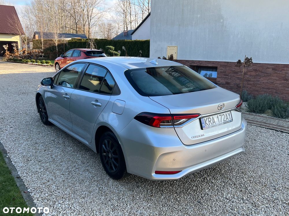Toyota Corolla - 9