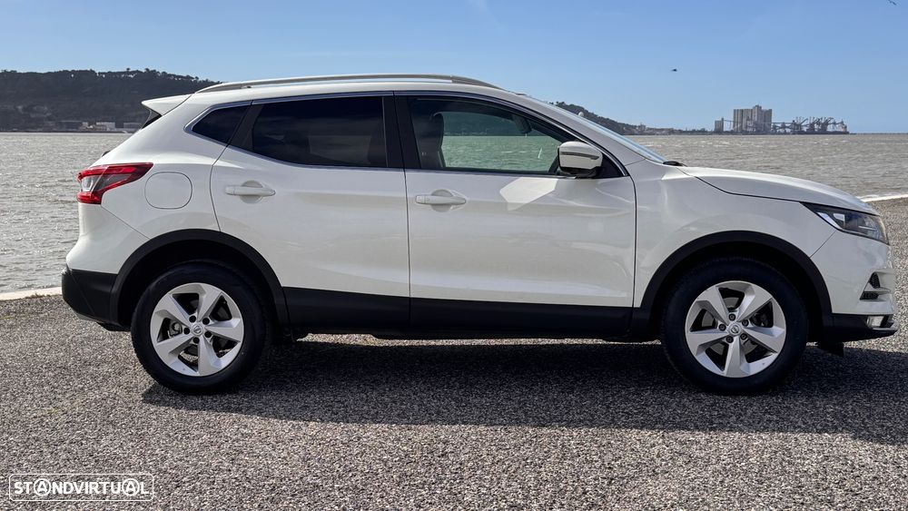 Nissan Qashqai 1.5 dCi N-Connecta - 21
