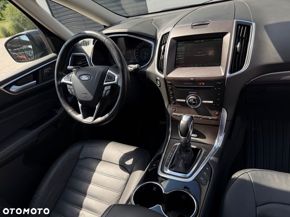 Ford Galaxy - 29