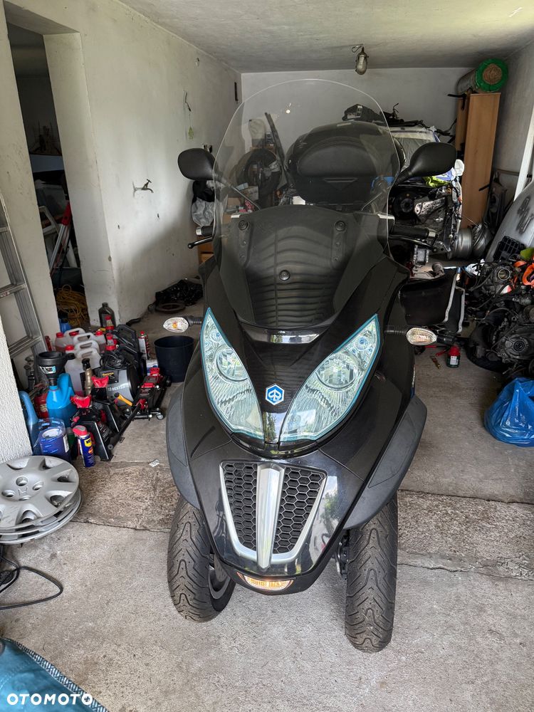Piaggio MP-3 - 3