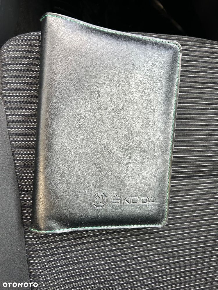 Skoda Octavia 2.0 TDI Elegance DSG - 34