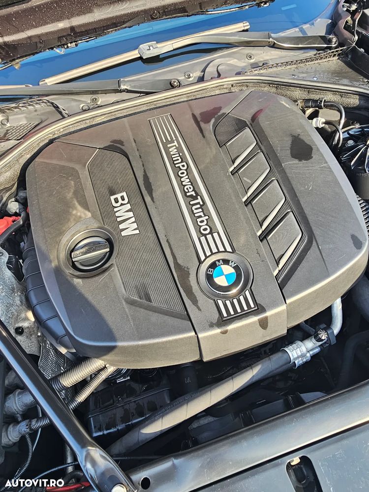 BMW Seria 5 525d xDrive - 21