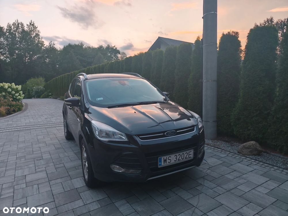 Ford Escape 2.0 EcoBoost AWD Titanium - 2