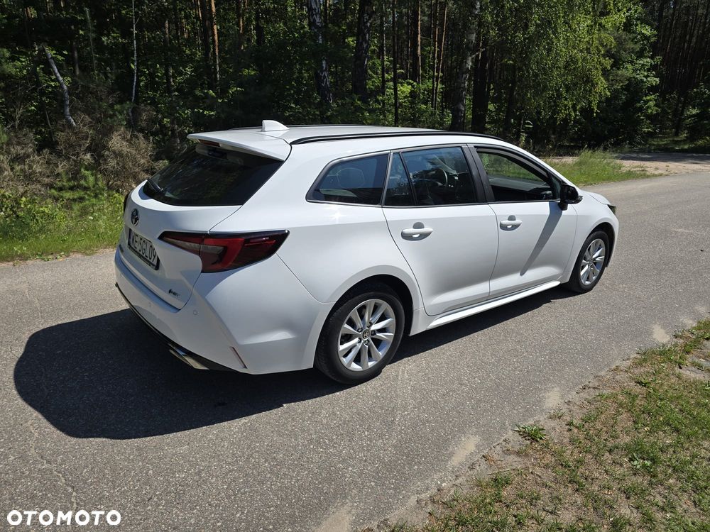 Toyota Corolla 1.8 Hybrid Comfort - 5