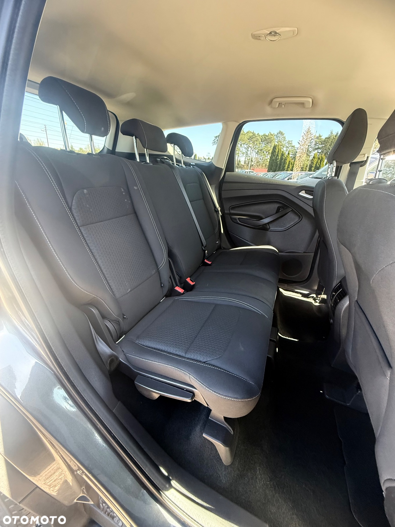 Ford Kuga 1.5 EcoBoost 2x4 Trend - 11