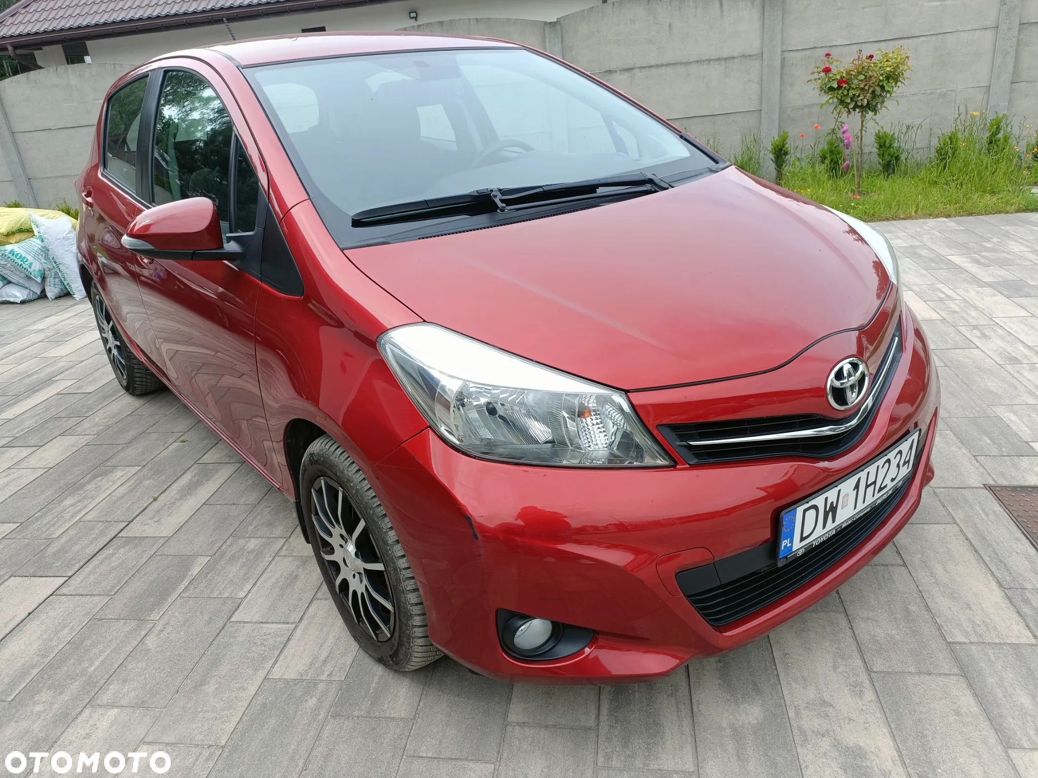 Toyota Yaris - 1