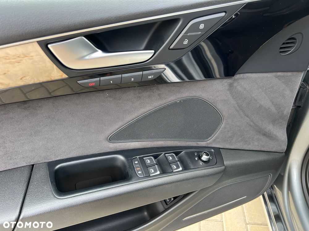 Audi A8 3.0 TDI DPF clean diesel quattro tiptronic - 17