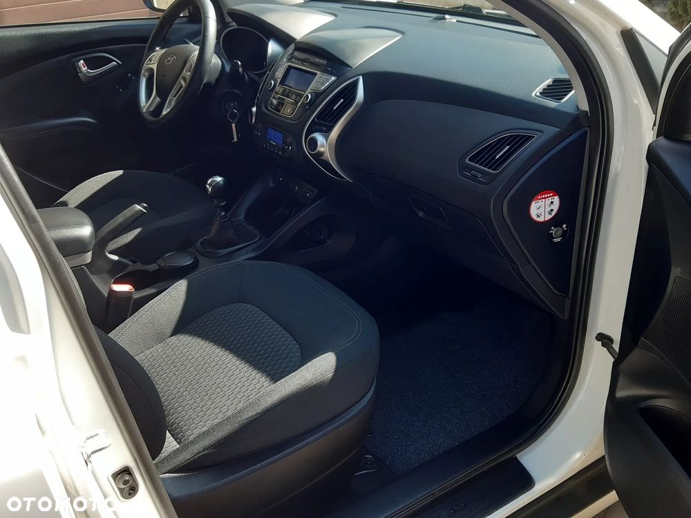 Hyundai ix35 1.6 2WD 5 Star Edition - 16