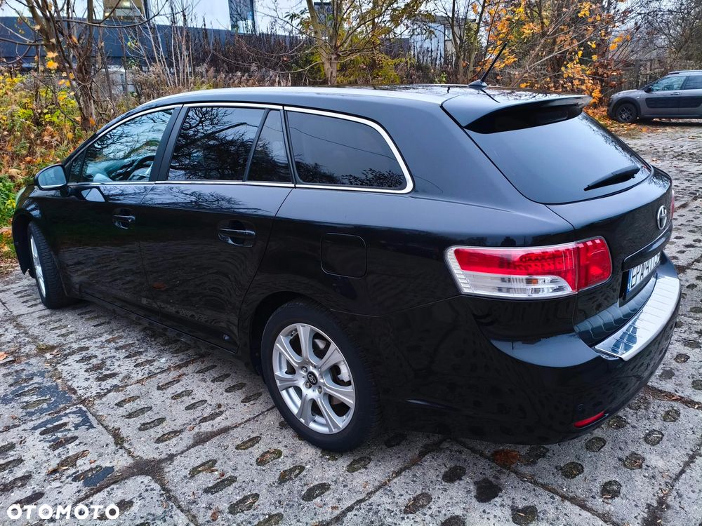 Toyota Avensis 2.0 Premium EU5 - 7