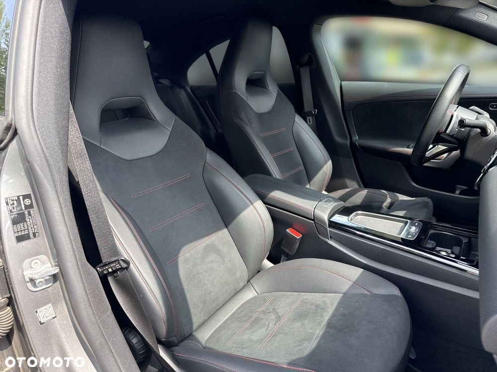 Mercedes-Benz CLA - 19