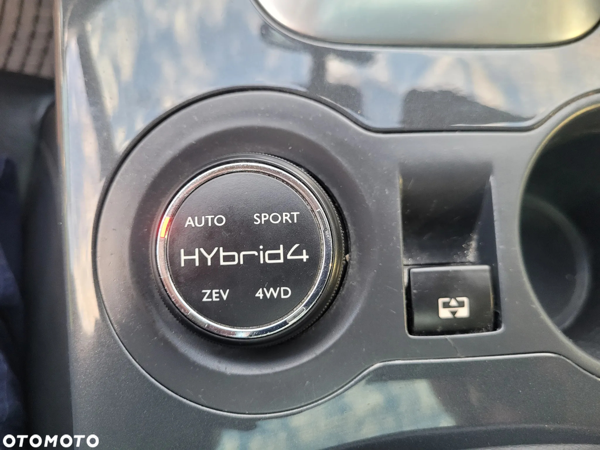 Peugeot 3008 HDi FAP 165 Automatik Allure - 32