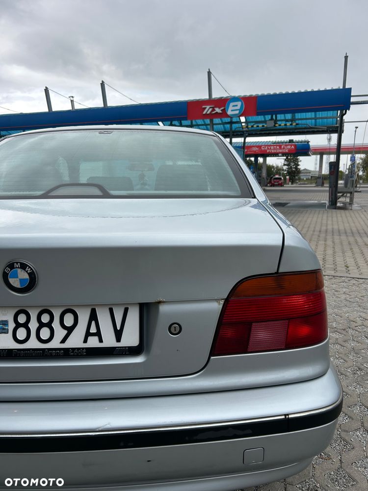 BMW Seria 5 523i - 8
