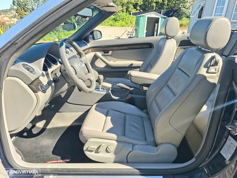 Audi A4 Cabrio 1.8 T Sport Multi. - 32