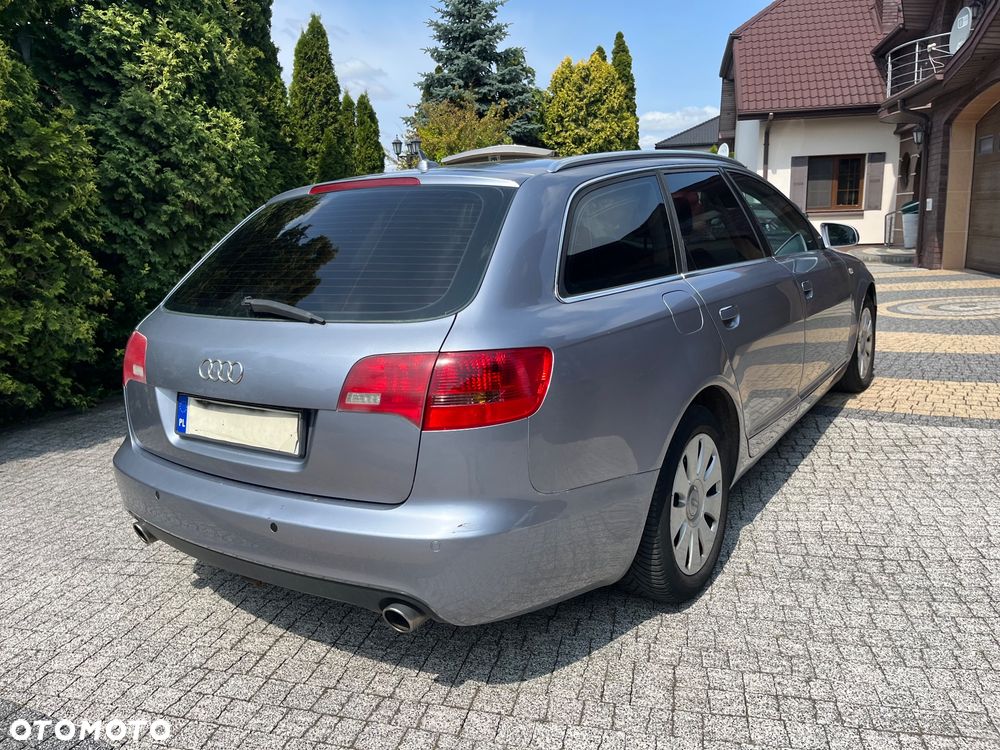 Audi A6 Avant 2.4 - 9