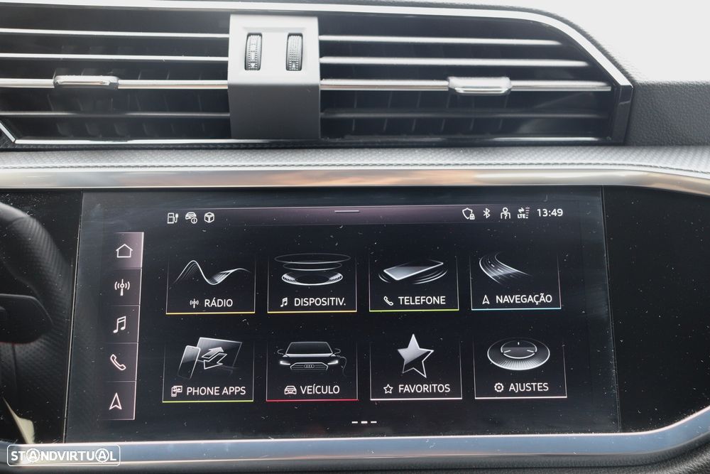 Audi Q3 Sportback - 16