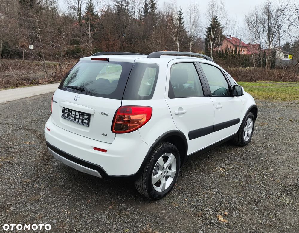 Suzuki SX4 1.6 VVT 4x4 Comfort - 10