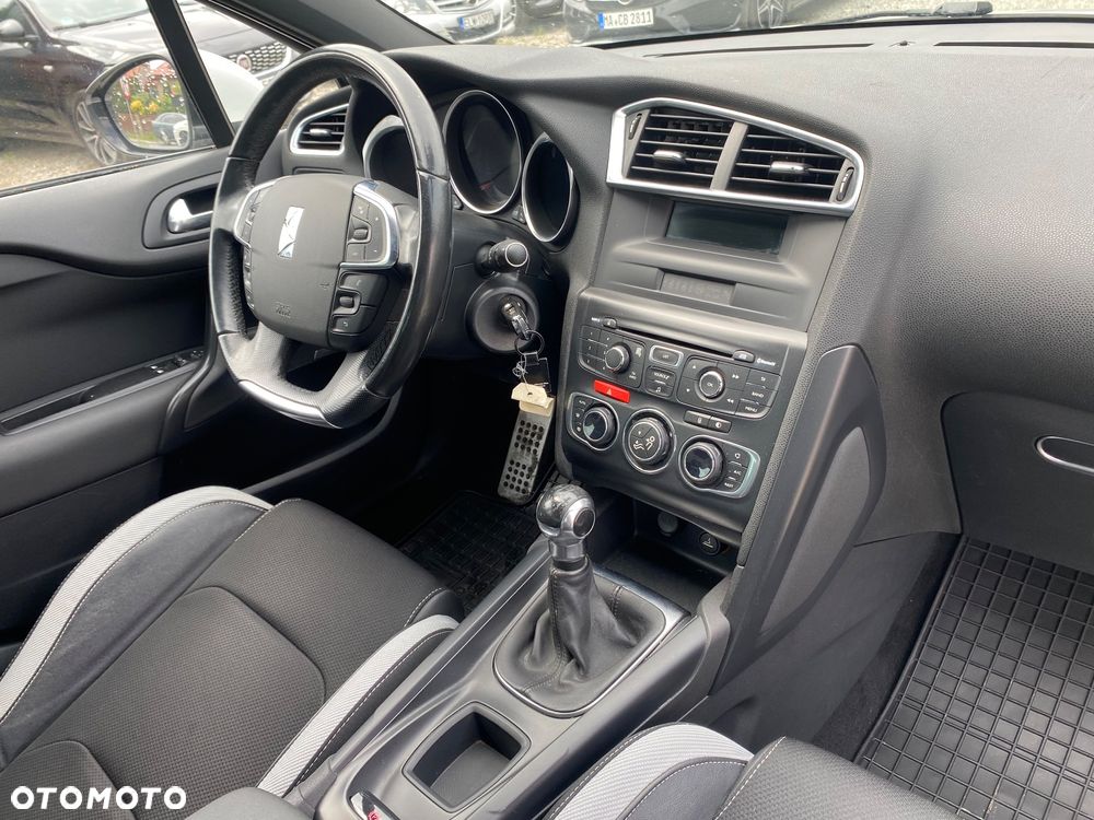 Citroën DS4 VTi 120 SoChic - 26
