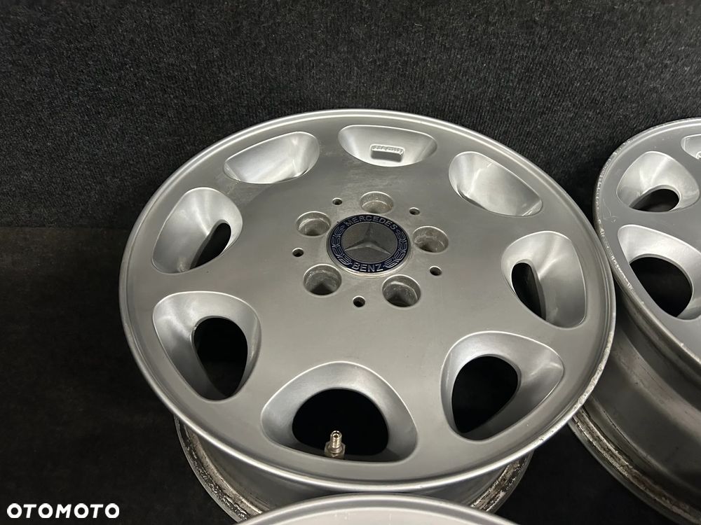 Alufelgi Mercede Mercedes W124, E-klasa, C-klasa W202, W201 8-Loch 15 cali 5x112 4szt. - 19