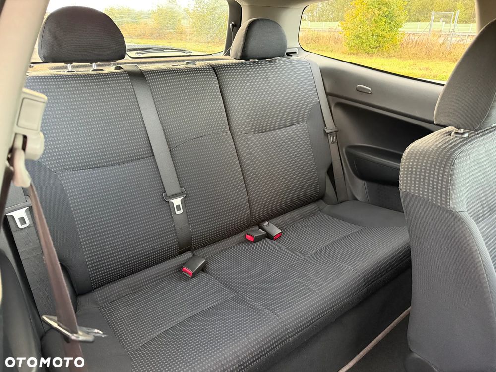 Honda Civic 1.6i LS - 17