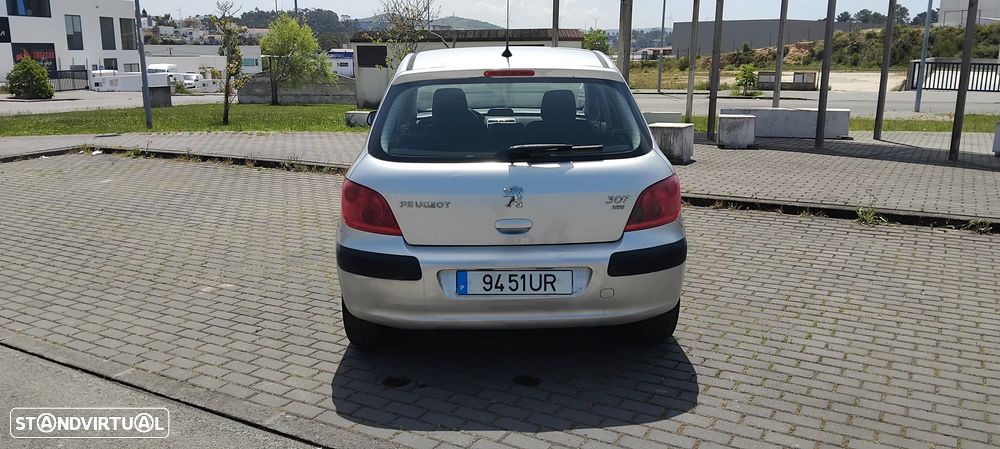 Peugeot 307 - 4
