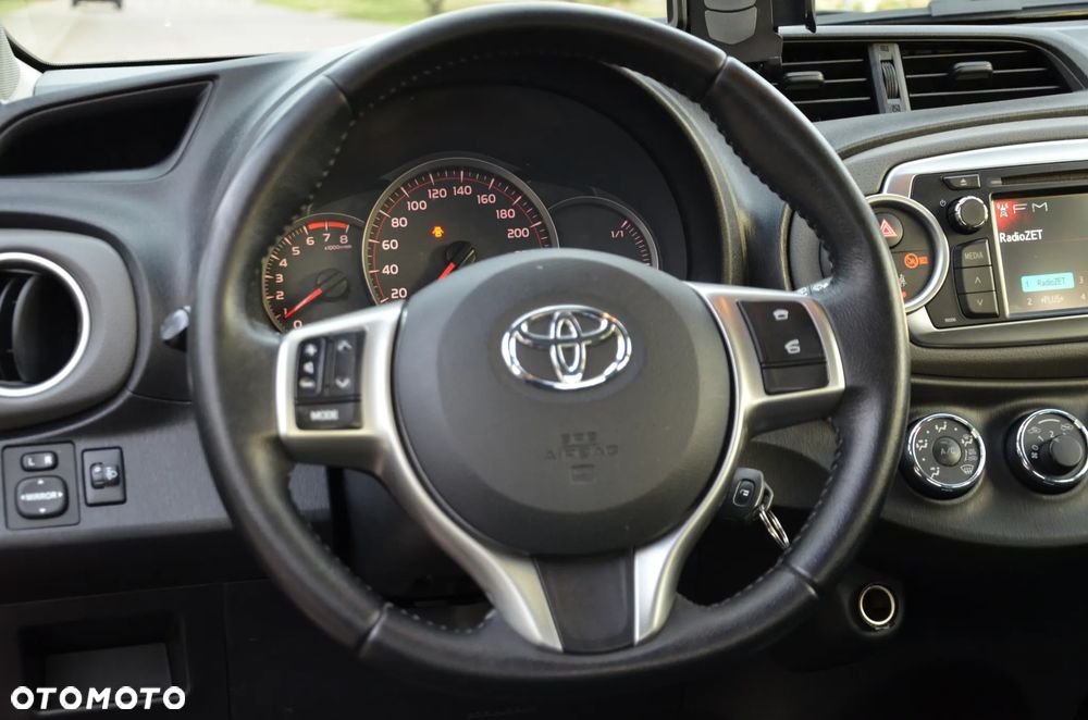Toyota Yaris 1.33 Luna - 21