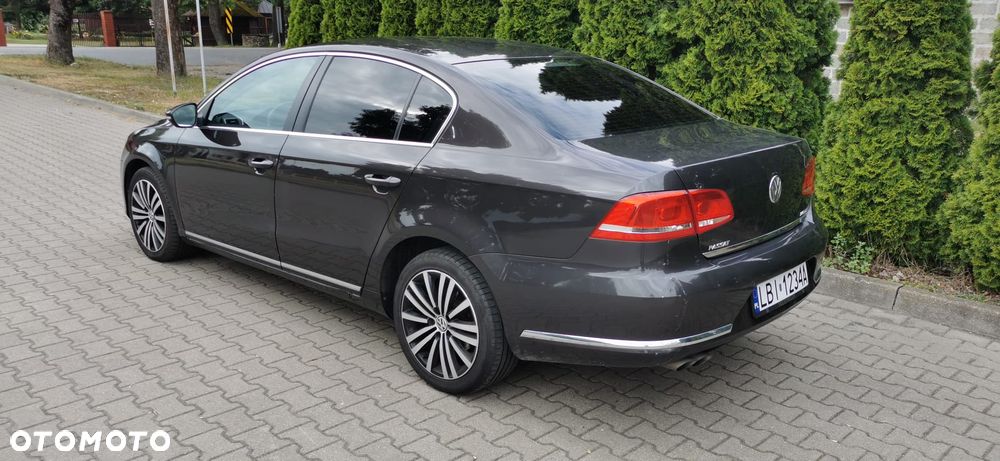 Volkswagen Passat - 10