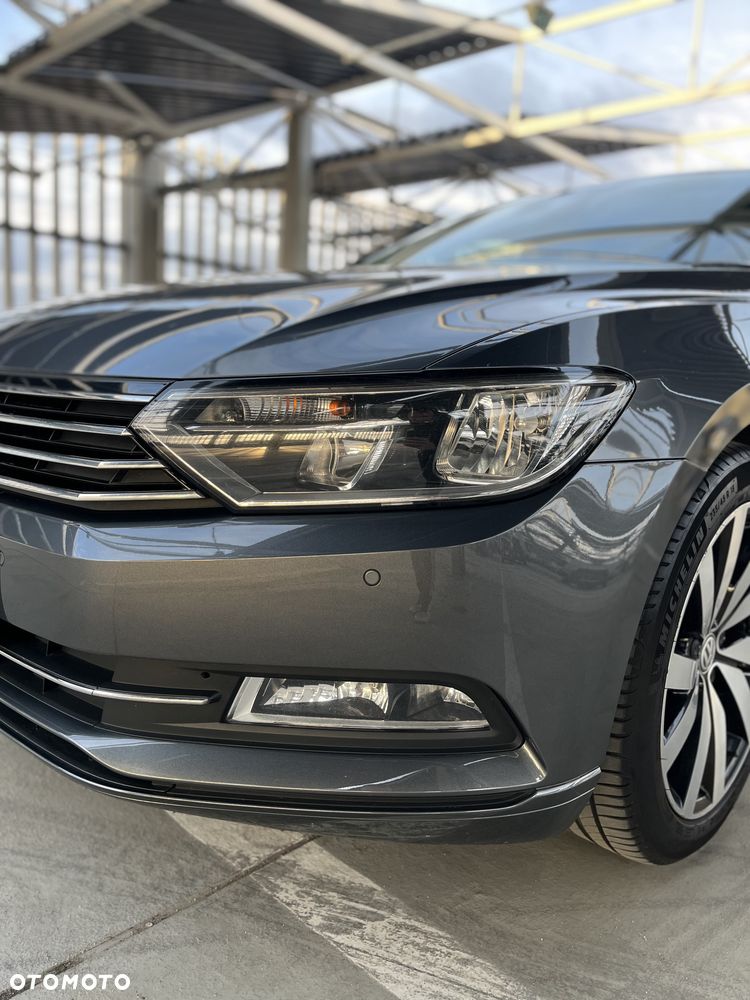 Volkswagen Passat - 18