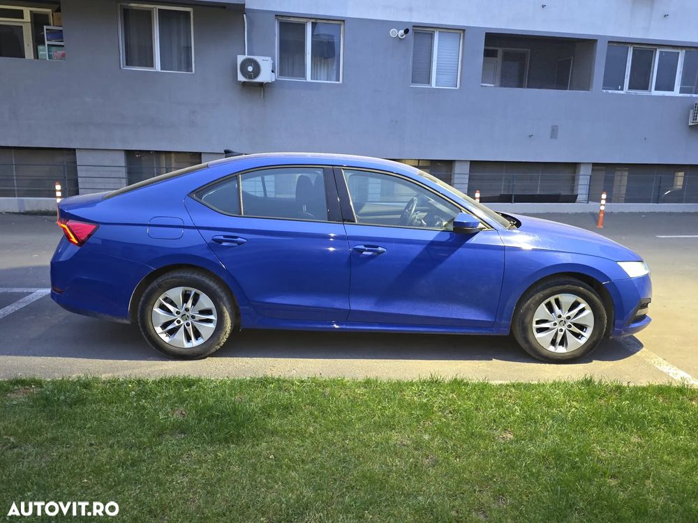 Skoda Octavia 2.0 TDI DSG Ambition - 8