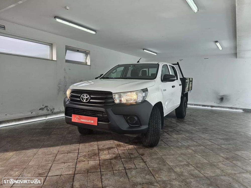 Toyota Hilux 2.4 D-4D 4WD CD CM - 2