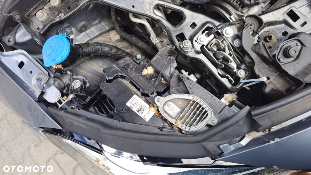 BMW Seria 2 218i - 19