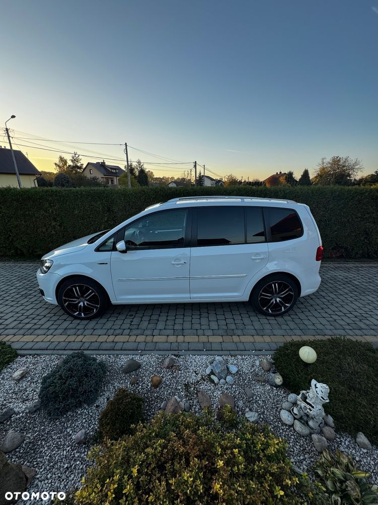 Volkswagen Touran 2.0 TDI DPF DSG R-Line Edition - 5