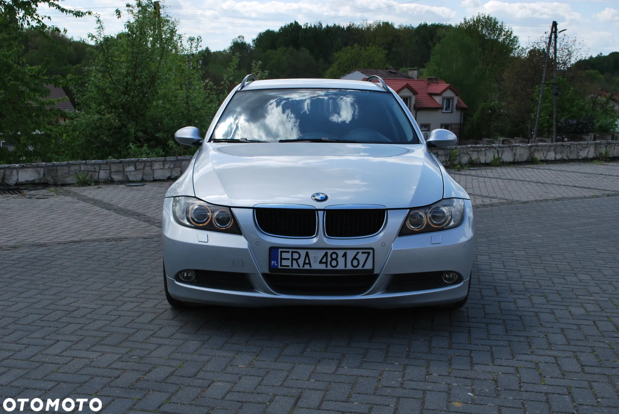 BMW Seria 3 320d DPF Touring - 12
