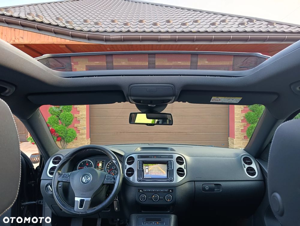 Volkswagen Tiguan 2.0 TDI SCR BlueMotion Technology Lounge Sport & Style - 30