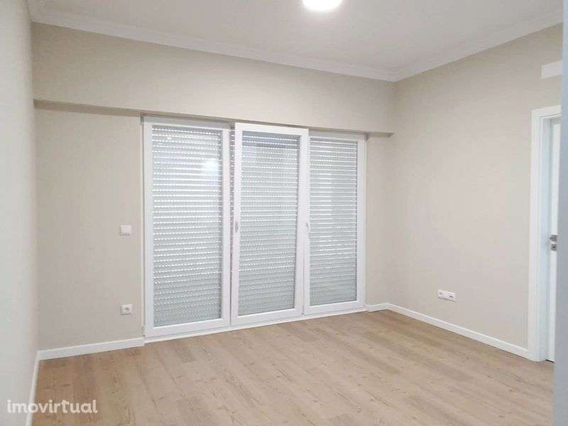 Arrendamento de apartamento T1 São domingos de Benfica - Grande imagem: 2/8