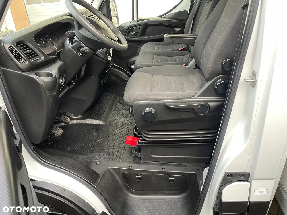 Iveco Daily 3,0 Izoterma Winda - 20