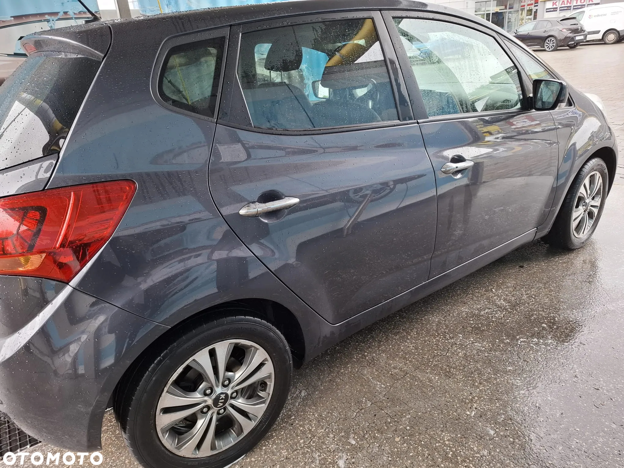 Kia Venga 1.6 CVVT Automatik Platinum Edition - 4