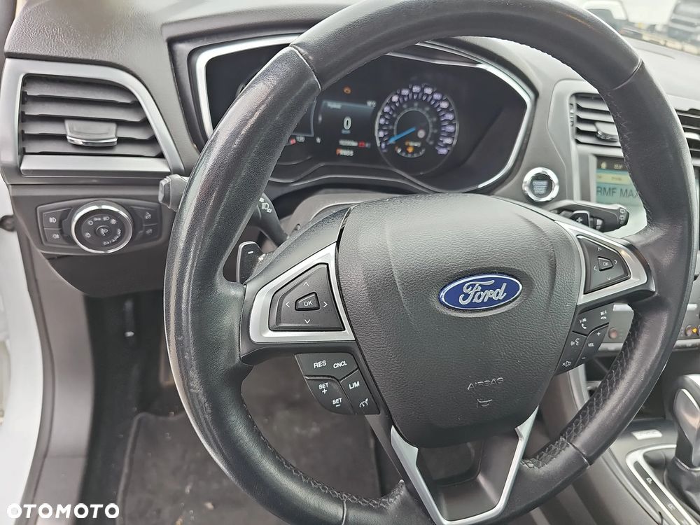 Ford Mondeo 2.0 TDCi Titanium PowerShift - 18