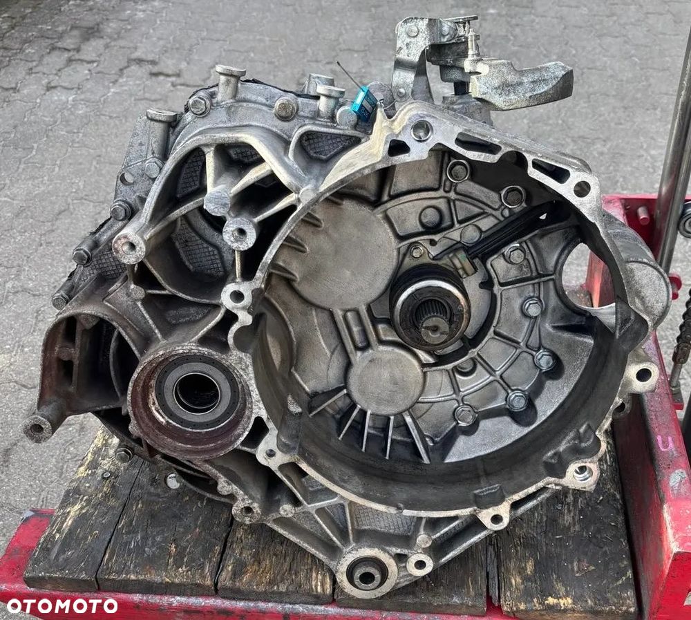 SKRZYNIA 6 BIEGÓW CRAFTER 2,0 TDI TZY - 1